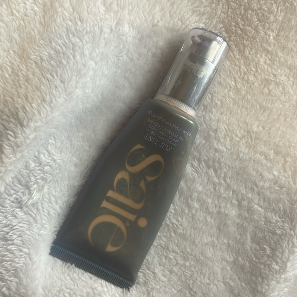 sae tinted moisturizer